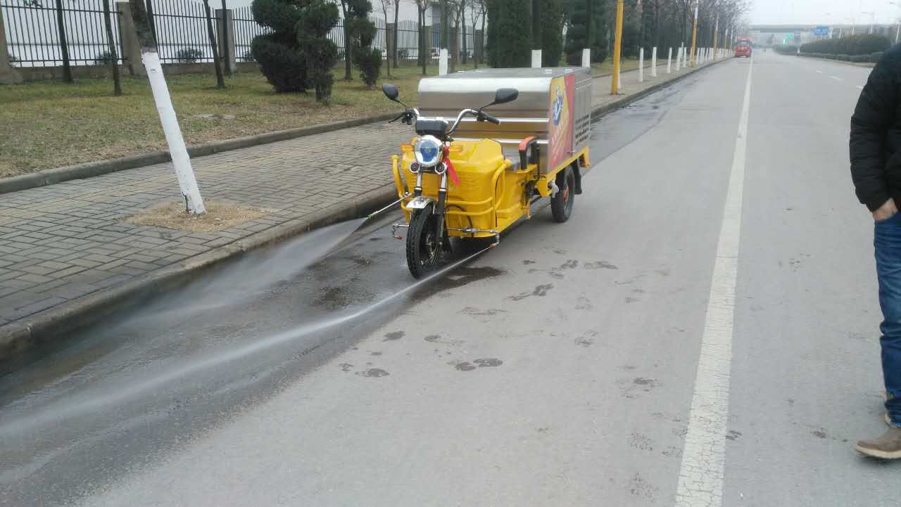 电动高压清洗车.jpg